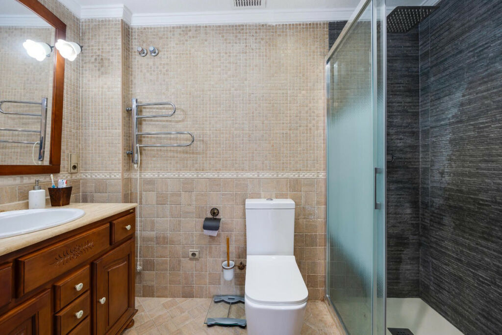 Middle Floor Apartment Torrevieja Alicante - image 22