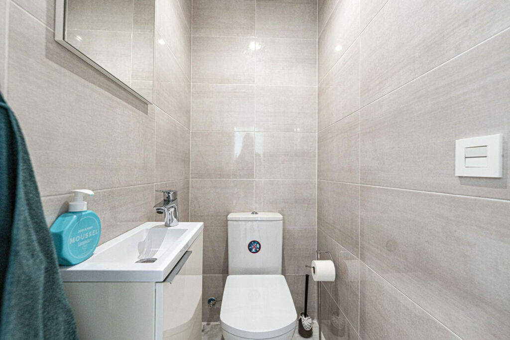 Penthouse La Duquesa Málaga - image 22