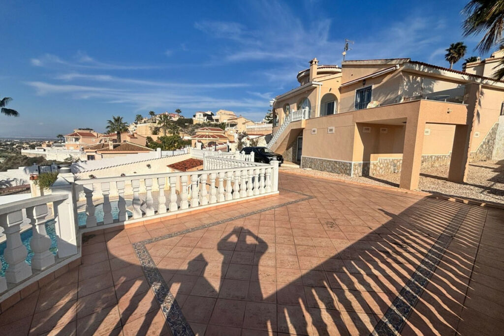 Detached Villa Ciudad Quesada Alicante - image 22