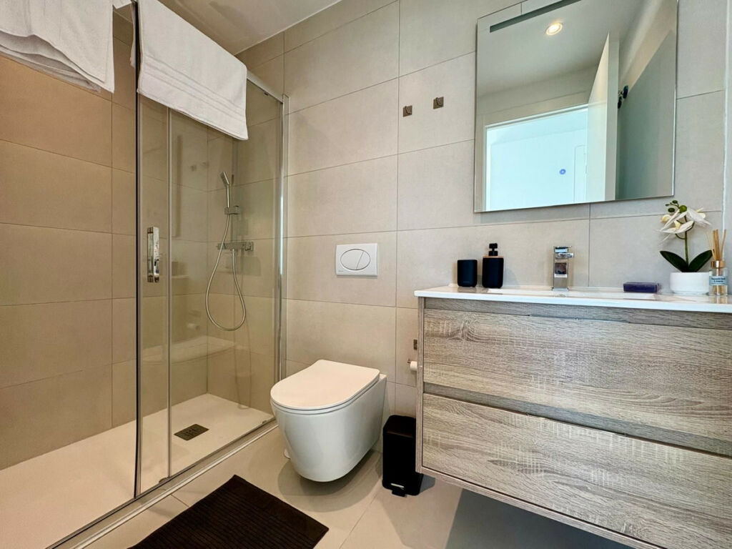 Penthouse Fuengirola Málaga - image 22