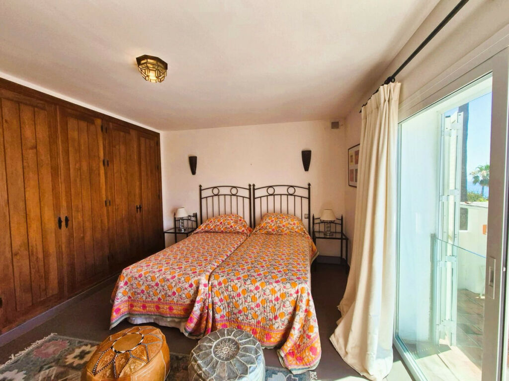 Detached Villa Manilva Málaga - image 22