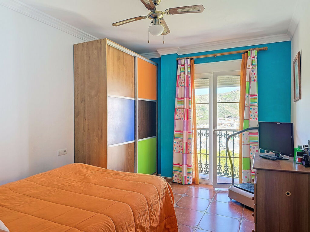 Detached Villa Canillas de Albaida Málaga - image 22