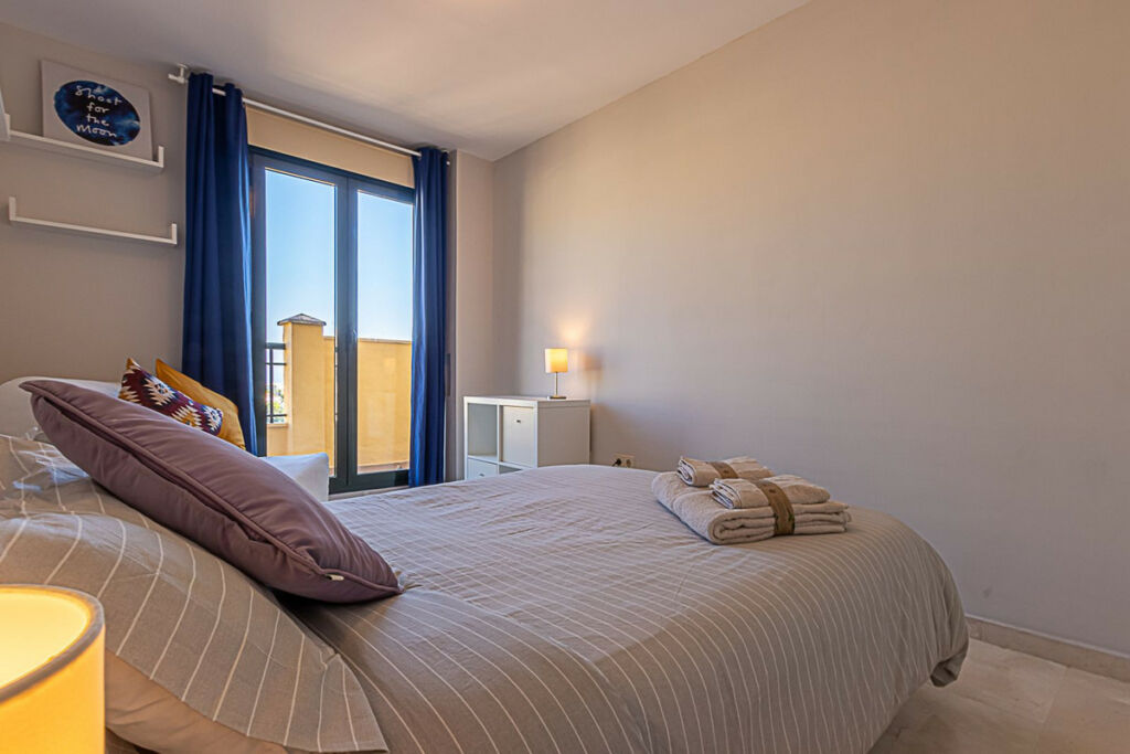 Middle Floor Apartment Benalmadena Málaga - image 22