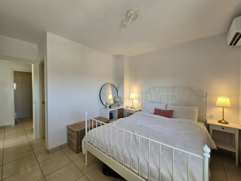 Middle Floor Apartment Nueva Andalucía Málaga - image 22