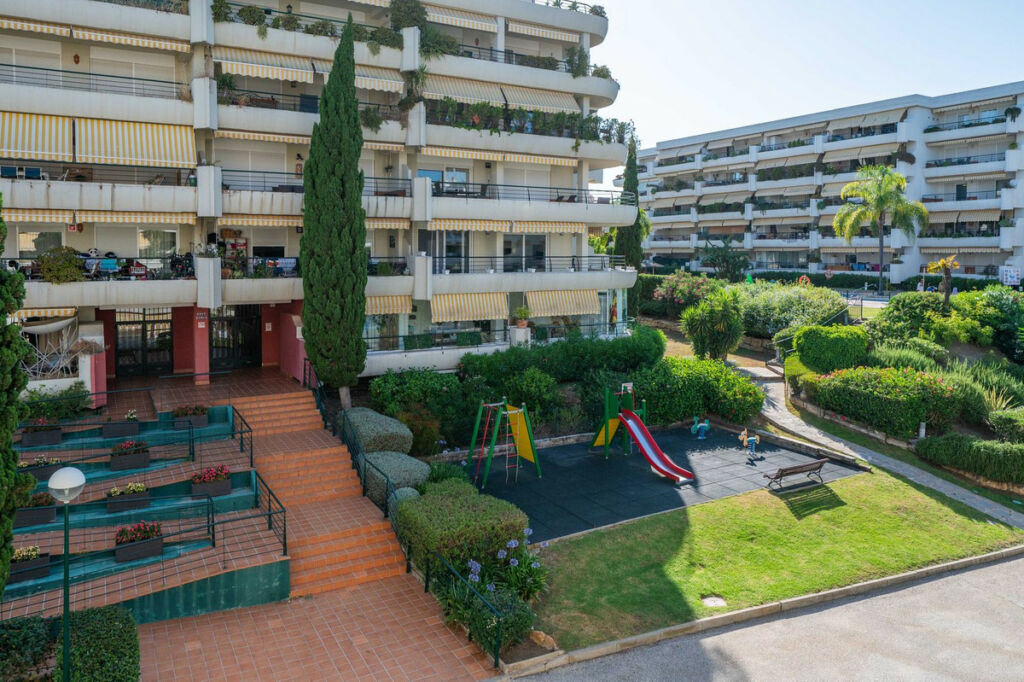 Middle Floor Apartment Marbella Málaga - image 22