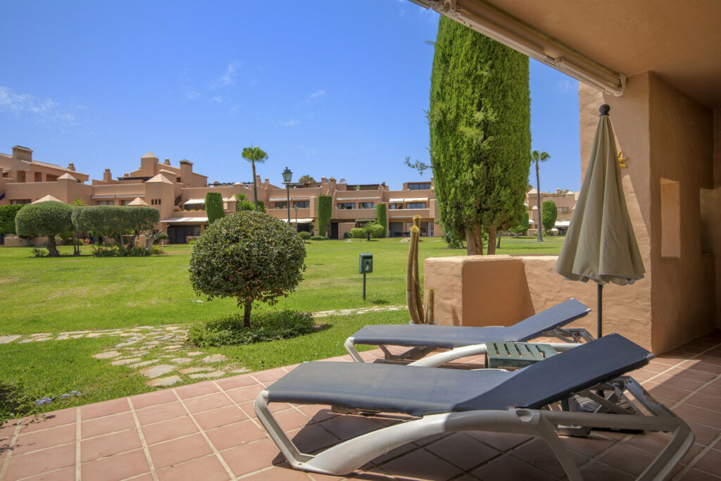 Ground Floor Apartment Estepona Málaga - image 22