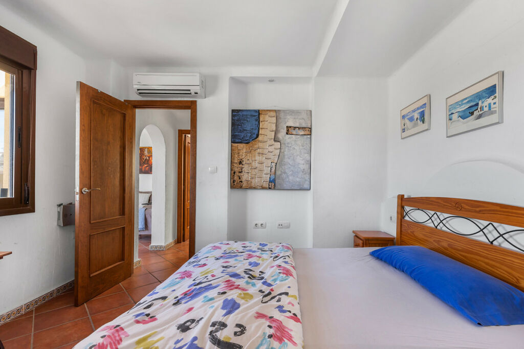 Middle Floor Apartment Los Altos Alicante - image 22
