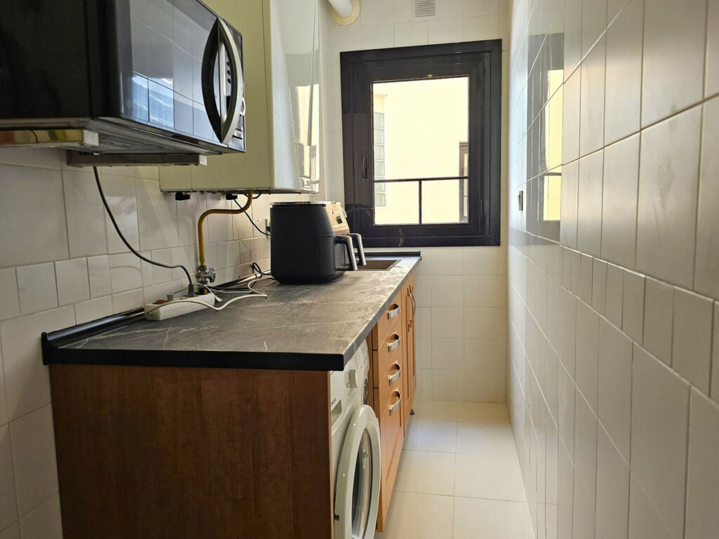 Middle Floor Apartment Puerto Banús Málaga - image 22