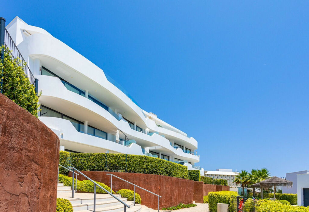 Middle Floor Apartment Fuengirola Málaga - image 24