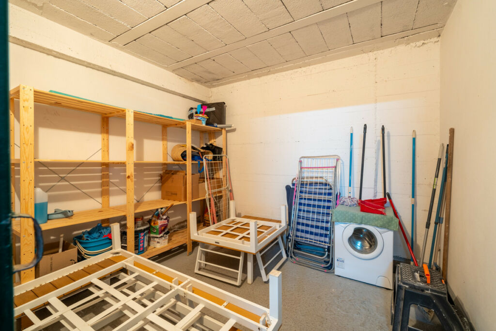Middle Floor Apartment Estepona Málaga - image 22