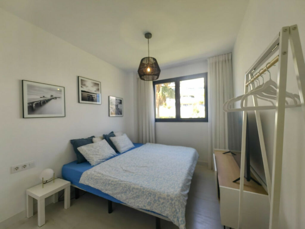 Middle Floor Apartment Estepona Málaga - image 22