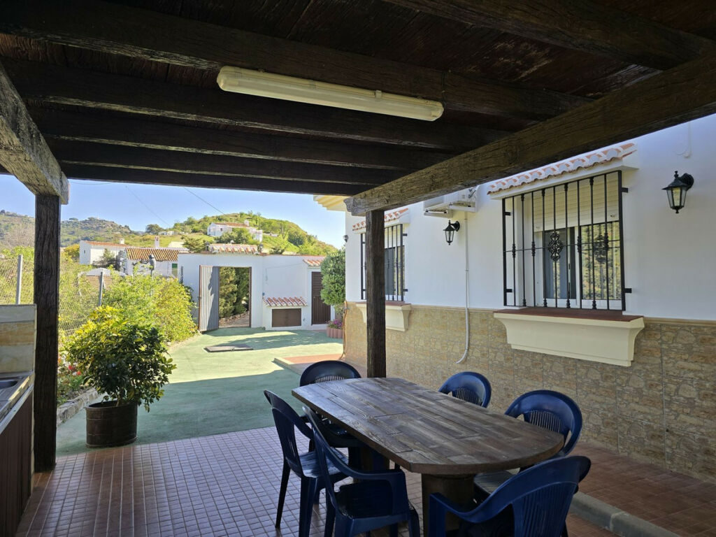 Detached Villa Cómpeta Málaga - image 22