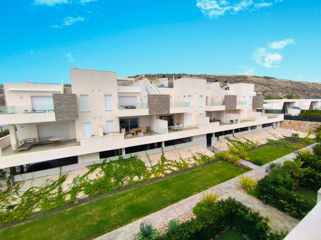 Middle Floor Apartment Algorfa Alicante - image 22