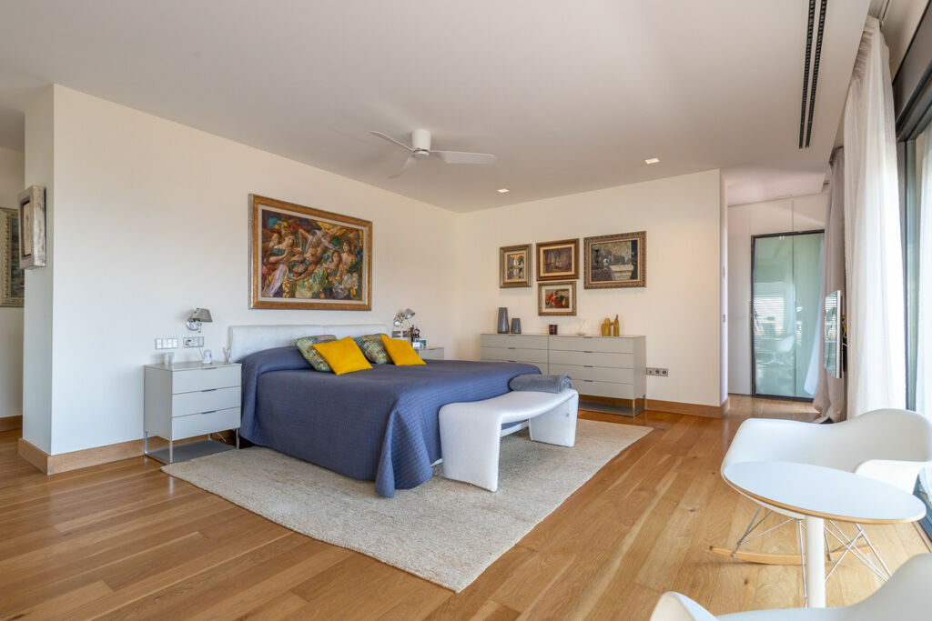Detached Villa Málaga Este Málaga - image 22
