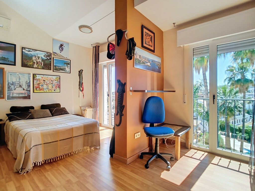 Semi-Detached House Arroyo de la Miel Málaga - image 23