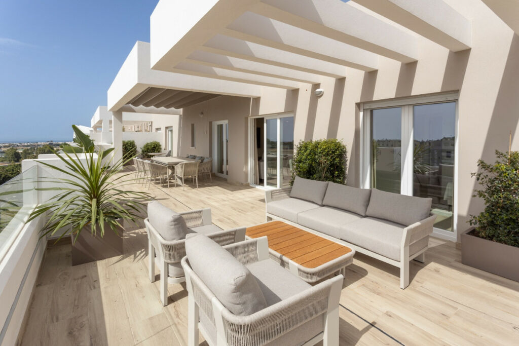 Middle Floor Apartment Nueva Andalucía Málaga - image 23
