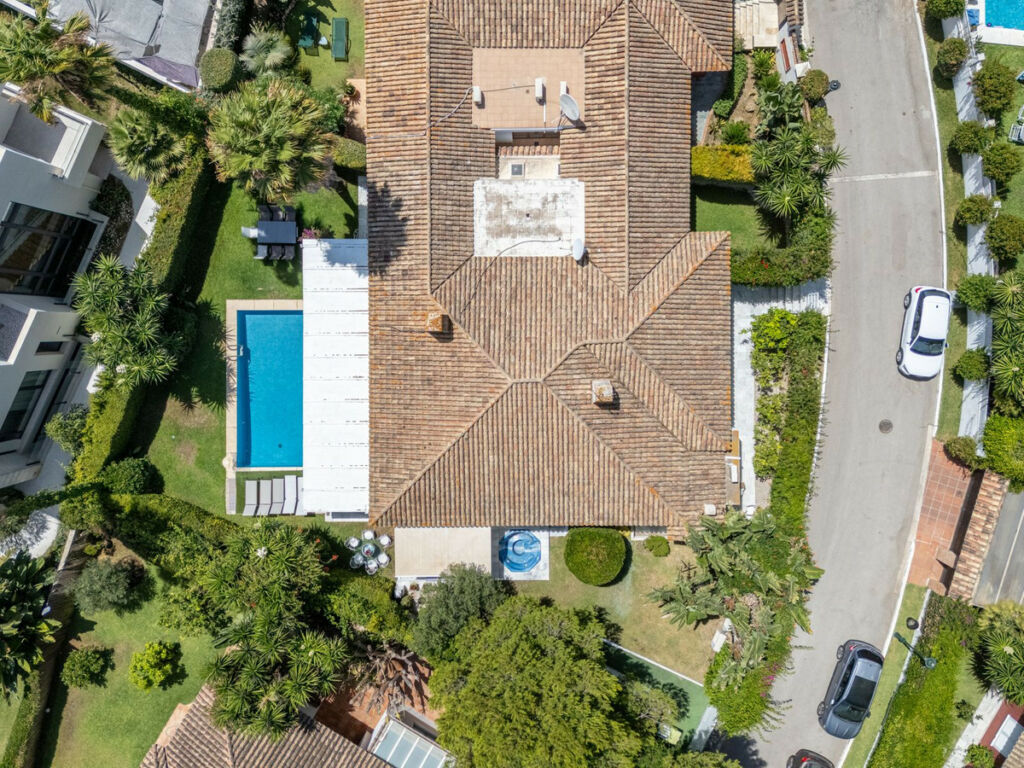 Semi-Detached House Los Monteros Málaga - image 23