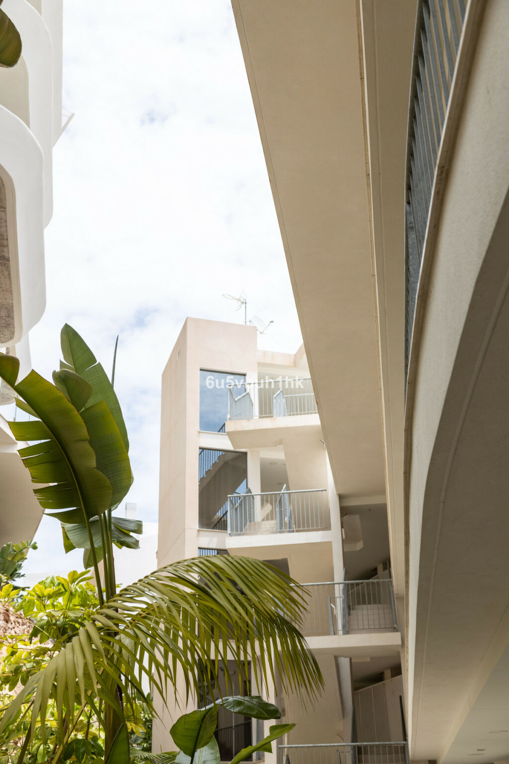 Ground Floor Apartment La Capellania Málaga - image 23