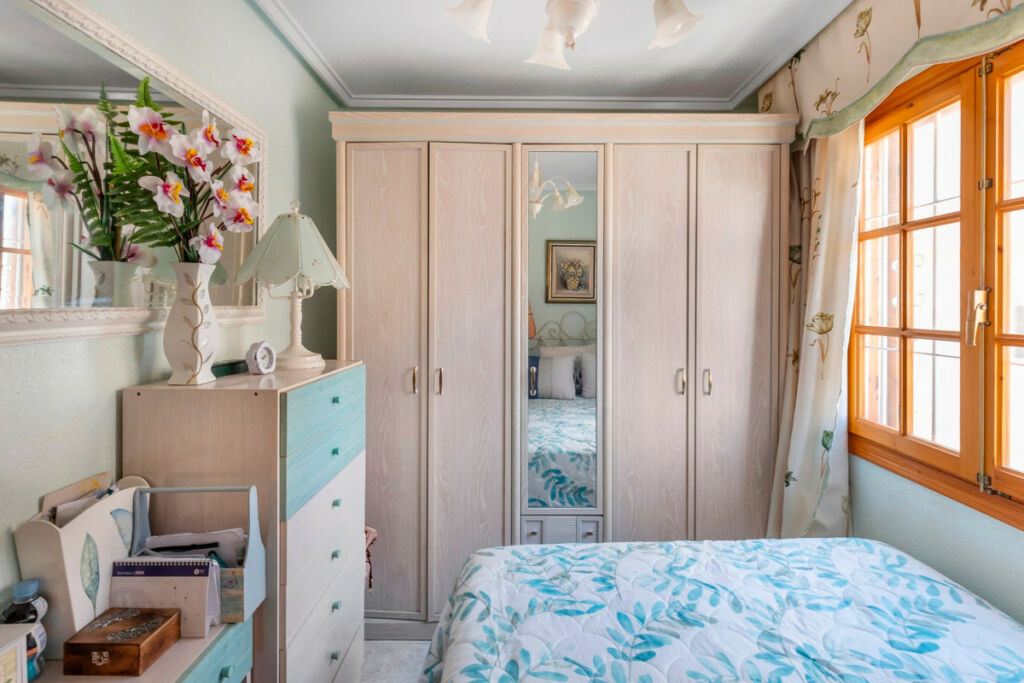 Detached Villa Torrevieja Alicante - image 22