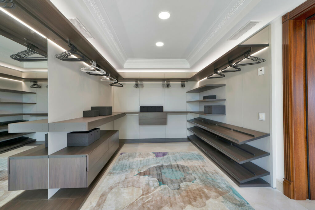 Detached Villa Sierra Blanca Málaga - image 23