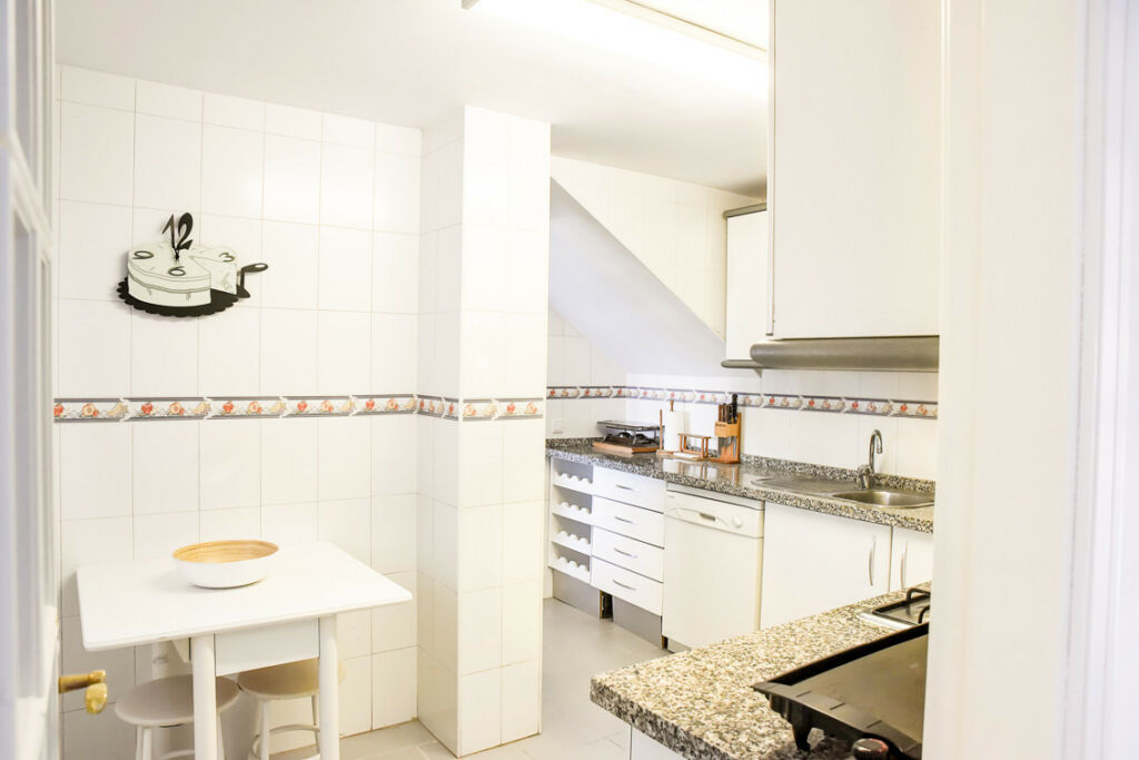 Penthouse Guadalmina Baja Málaga - image 23