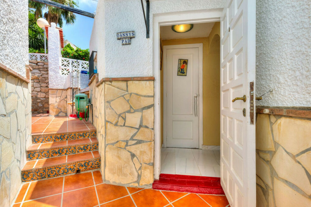 Detached Villa Fuengirola Málaga - image 23