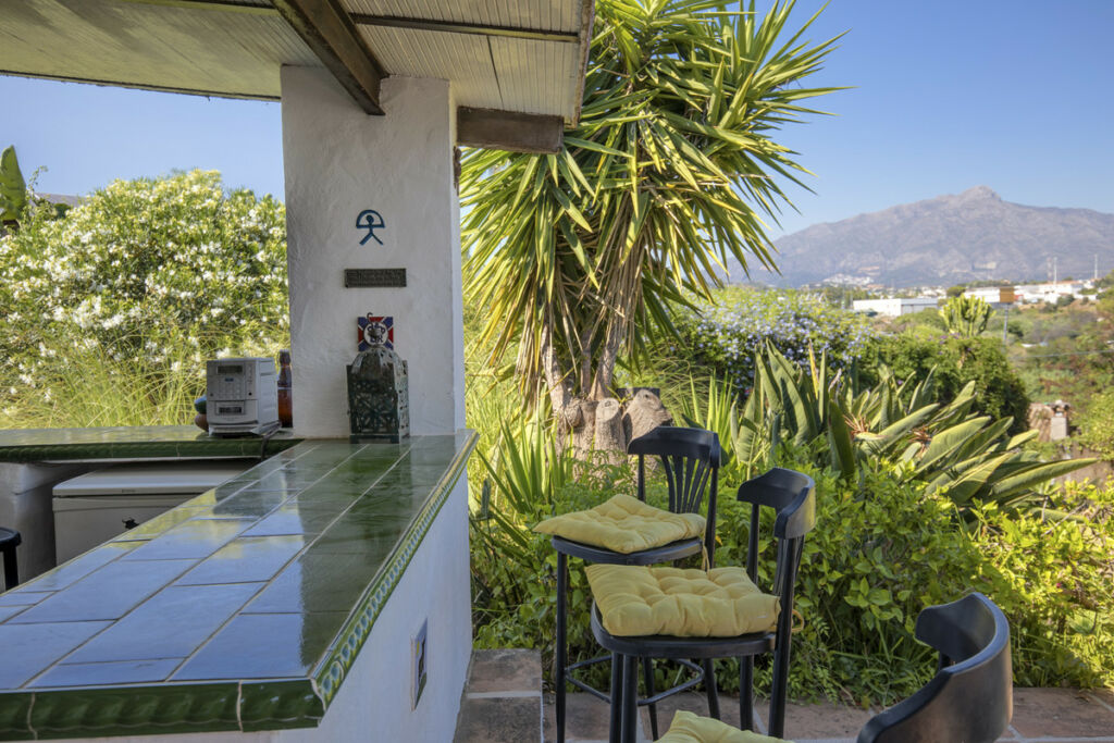 Detached Villa Valle del Sol Málaga - image 24