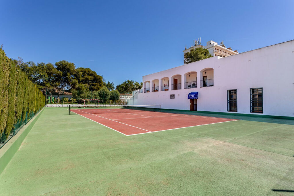 Top Floor Apartment Estepona Málaga - image 23