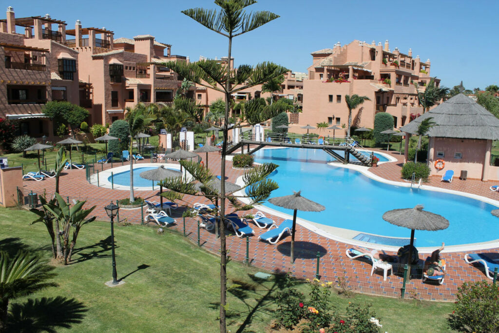 Middle Floor Apartment Hacienda del Sol Málaga - image 16