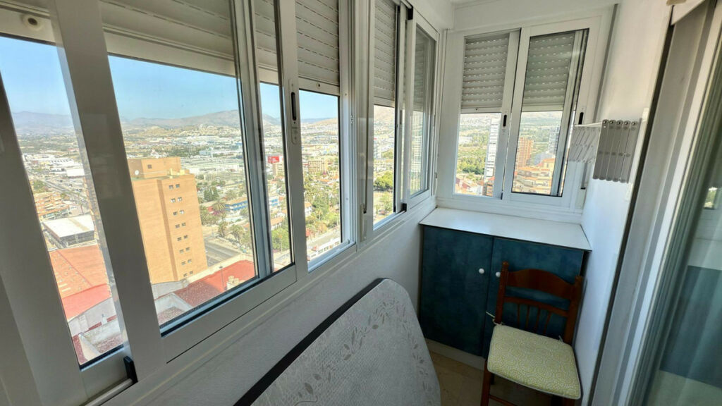 Middle Floor Apartment Benidorm Alicante - image 23
