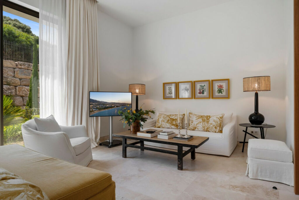 Detached Villa Casares Málaga - image 23