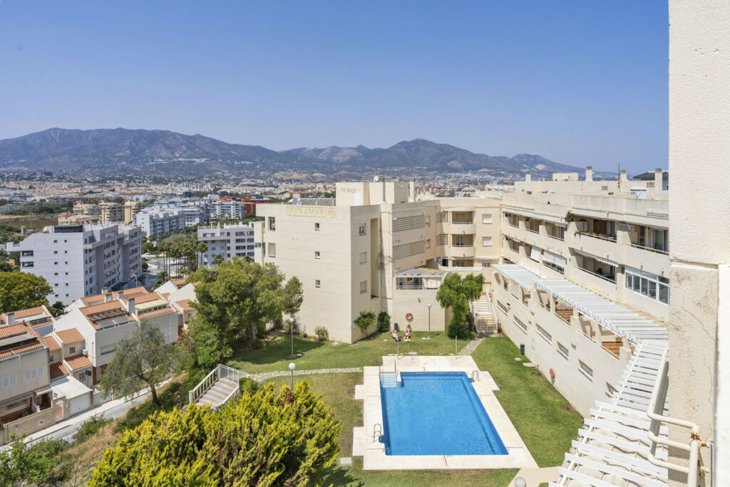 Penthouse Fuengirola Málaga - image 23