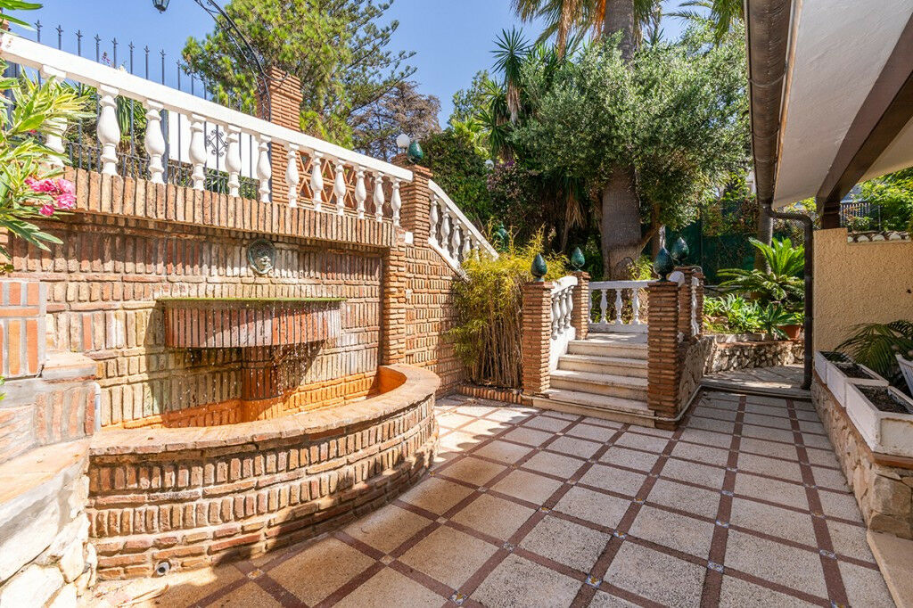 Detached Villa Carib Playa Málaga - image 23