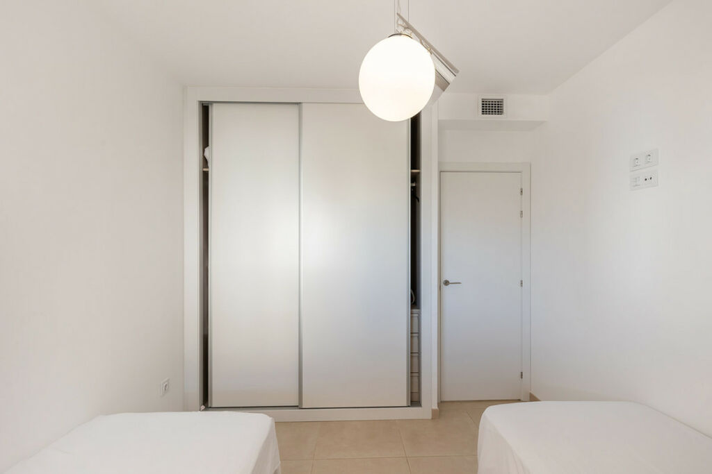 Middle Floor Apartment Villamartin Alicante - image 23