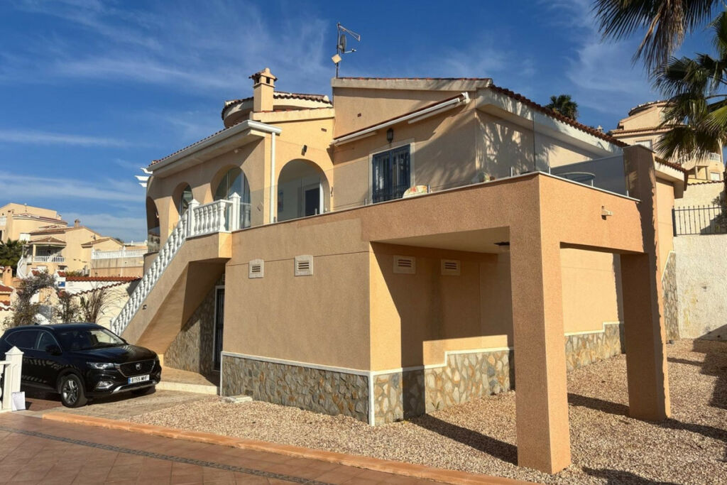 Detached Villa Ciudad Quesada Alicante - image 23