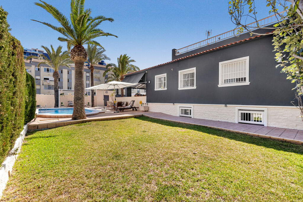 Detached Villa Rocio del Mar Alicante - image 23