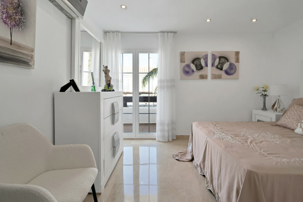 Penthouse Benalmadena Málaga - image 24