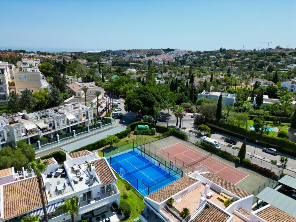 Penthouse Duplex Nueva Andalucía Málaga - image 23