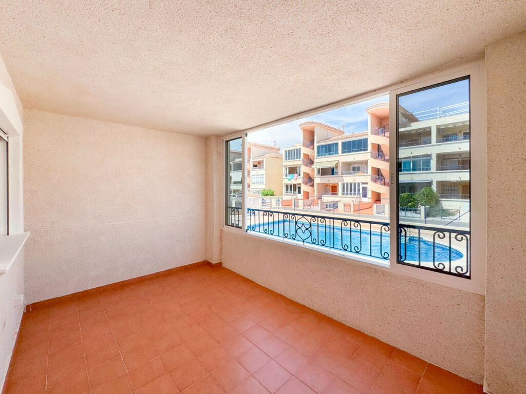 Middle Floor Apartment Los Altos Alicante - image 23