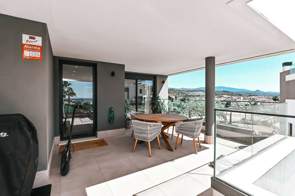 Middle Floor Apartment Estepona Málaga - image 23