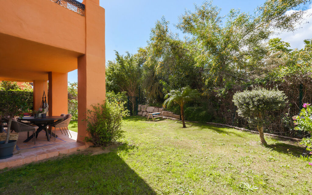 Ground Floor Apartment Benahavís Málaga - image 23