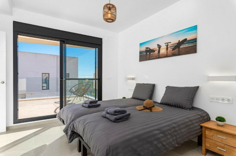 Detached Villa San Miguel de Salinas Alicante - image 23