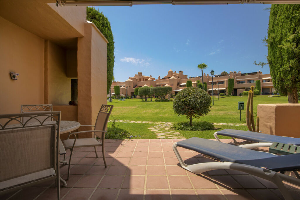 Ground Floor Apartment Estepona Málaga - image 23