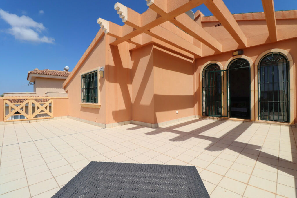 Detached Villa Ciudad Quesada Alicante - image 24