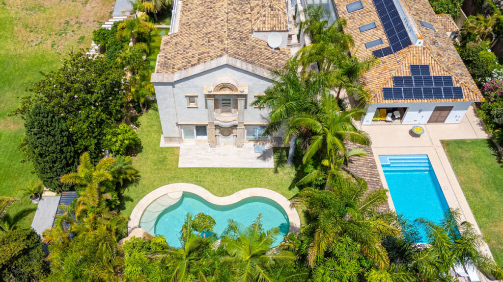 Detached Villa Marbella Málaga - image 24
