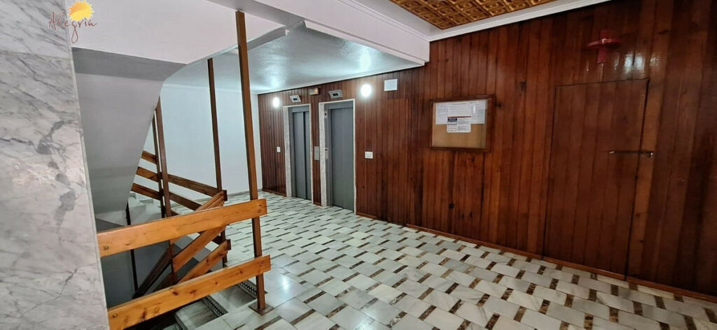 Middle Floor Apartment Torrevieja Alicante - image 24