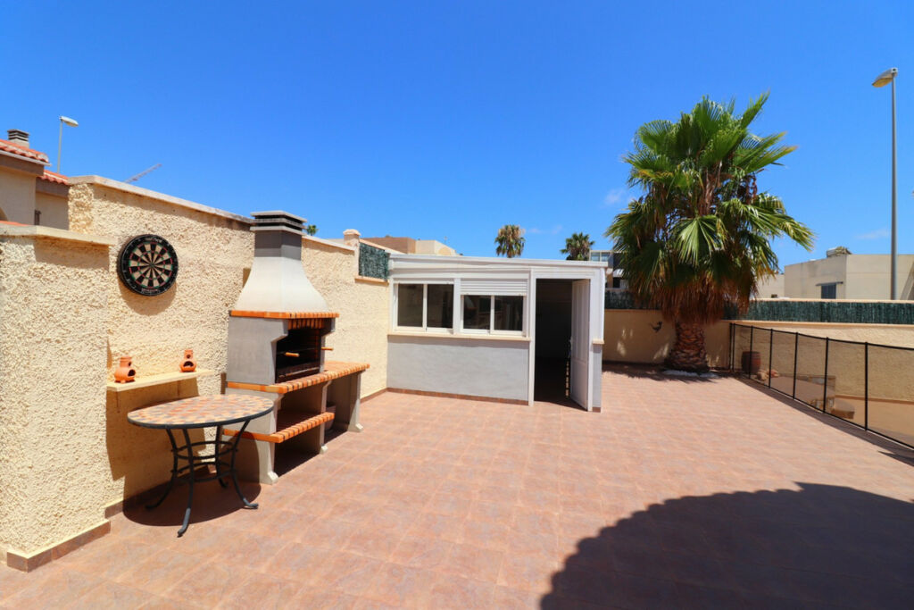 Detached Villa Rojales Hills Alicante - image 24