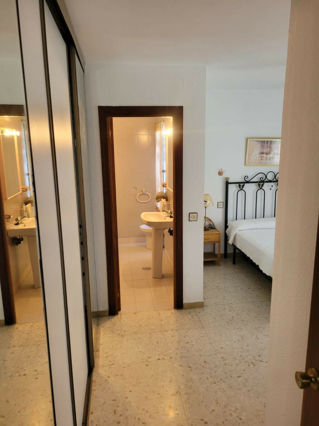 Ground Floor Apartment La Carihuela Málaga - image 24