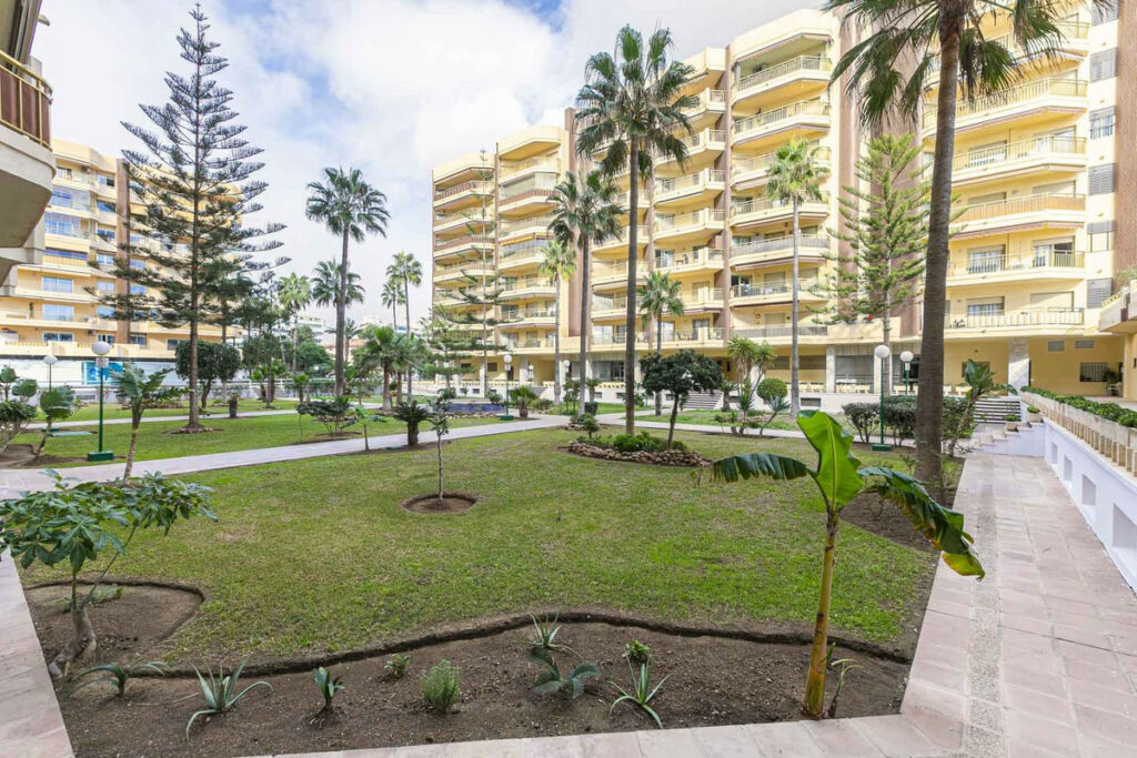 Top Floor Apartment Fuengirola Málaga - image 24