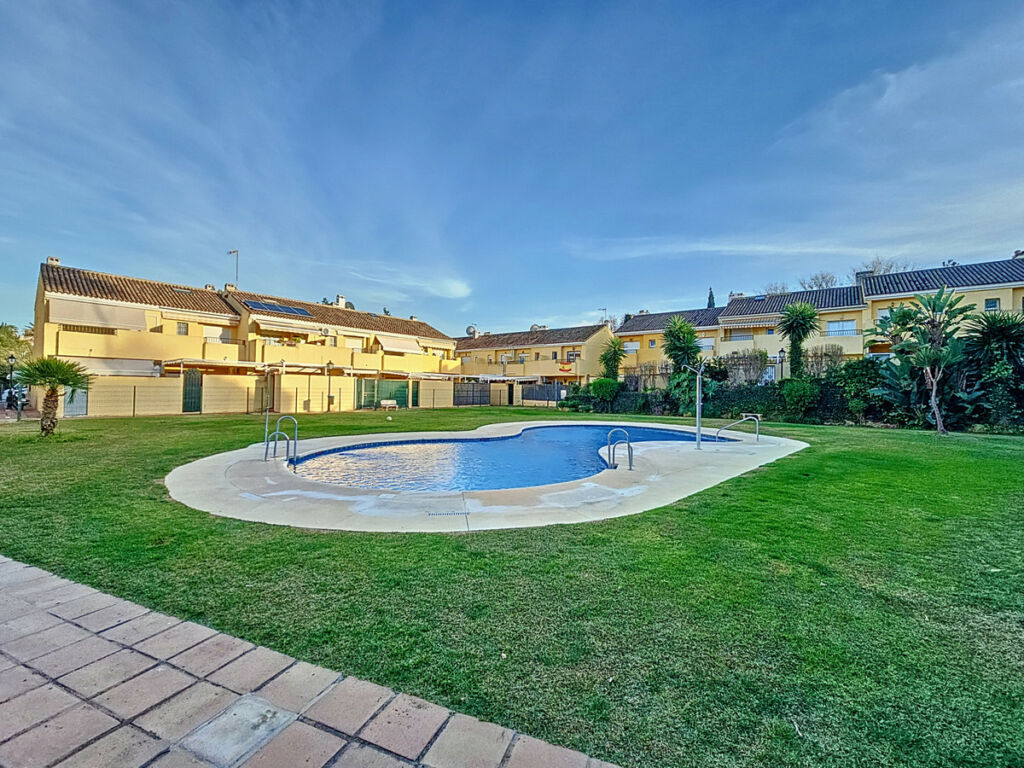 Townhouse El Padron Málaga - image 24